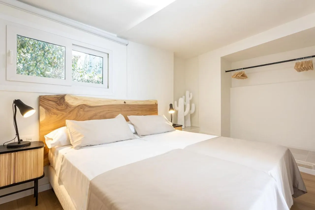 Higueron Rental Playa Mira Benalmadena 0*,  Spain